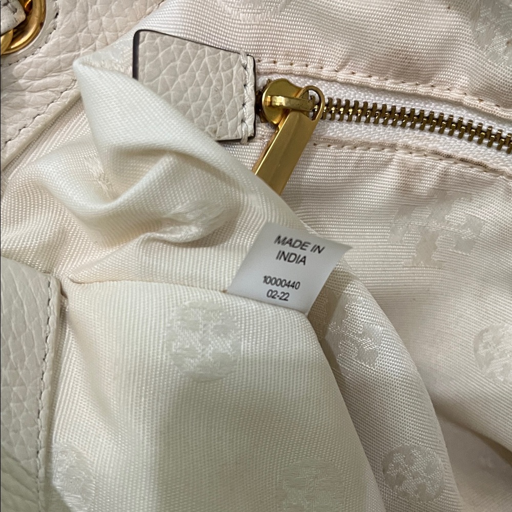 Tory Burch triple compartment tote Light cream  Pebbled leather and Gold metal - Picture 12 of 12